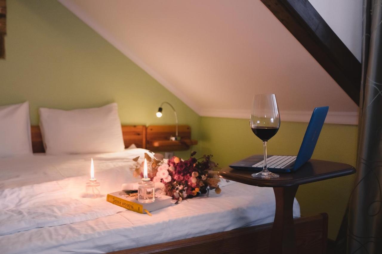 Aivengo Hotel Kolodenka Esterno foto